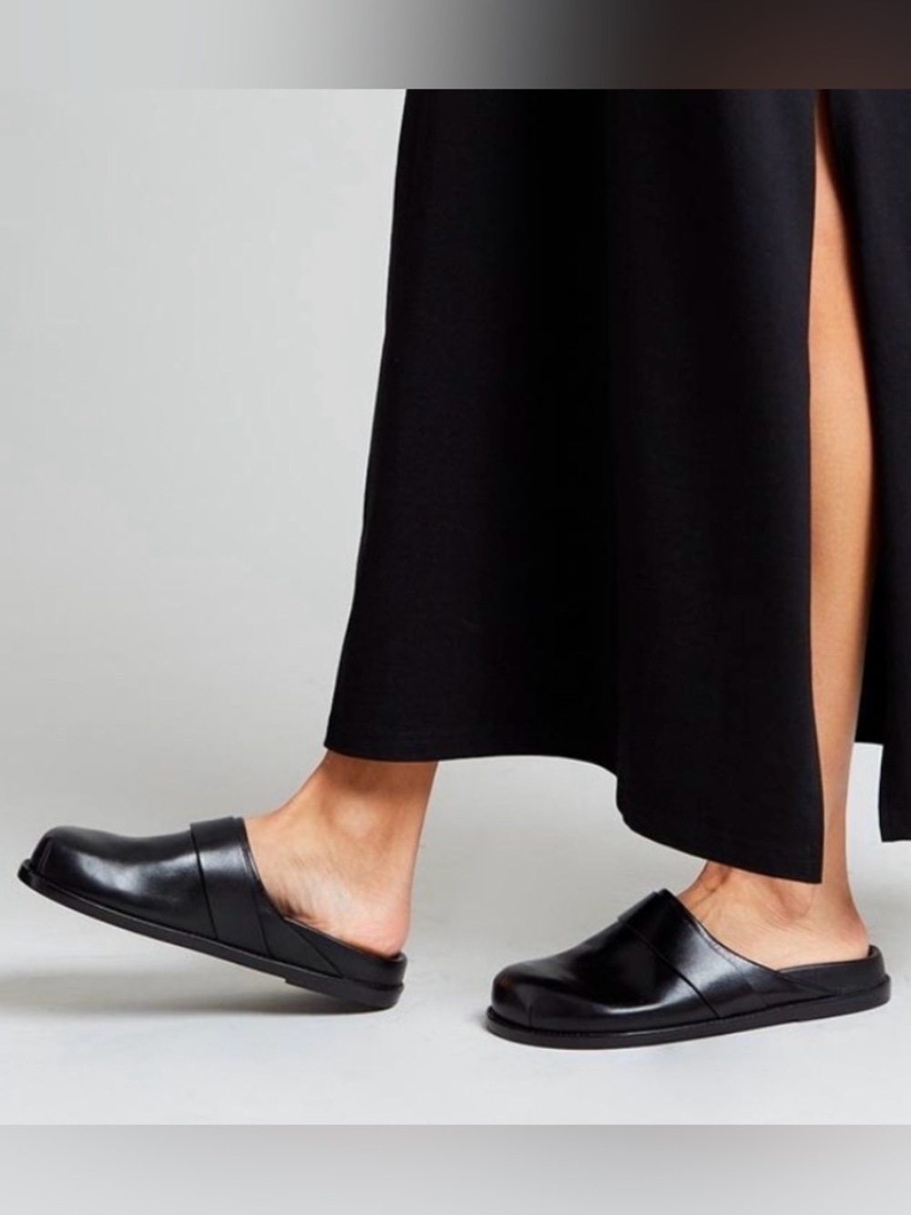 NWOB PORTE & PAIRE + Frankie Shop Smooth Leather Clog Slippers